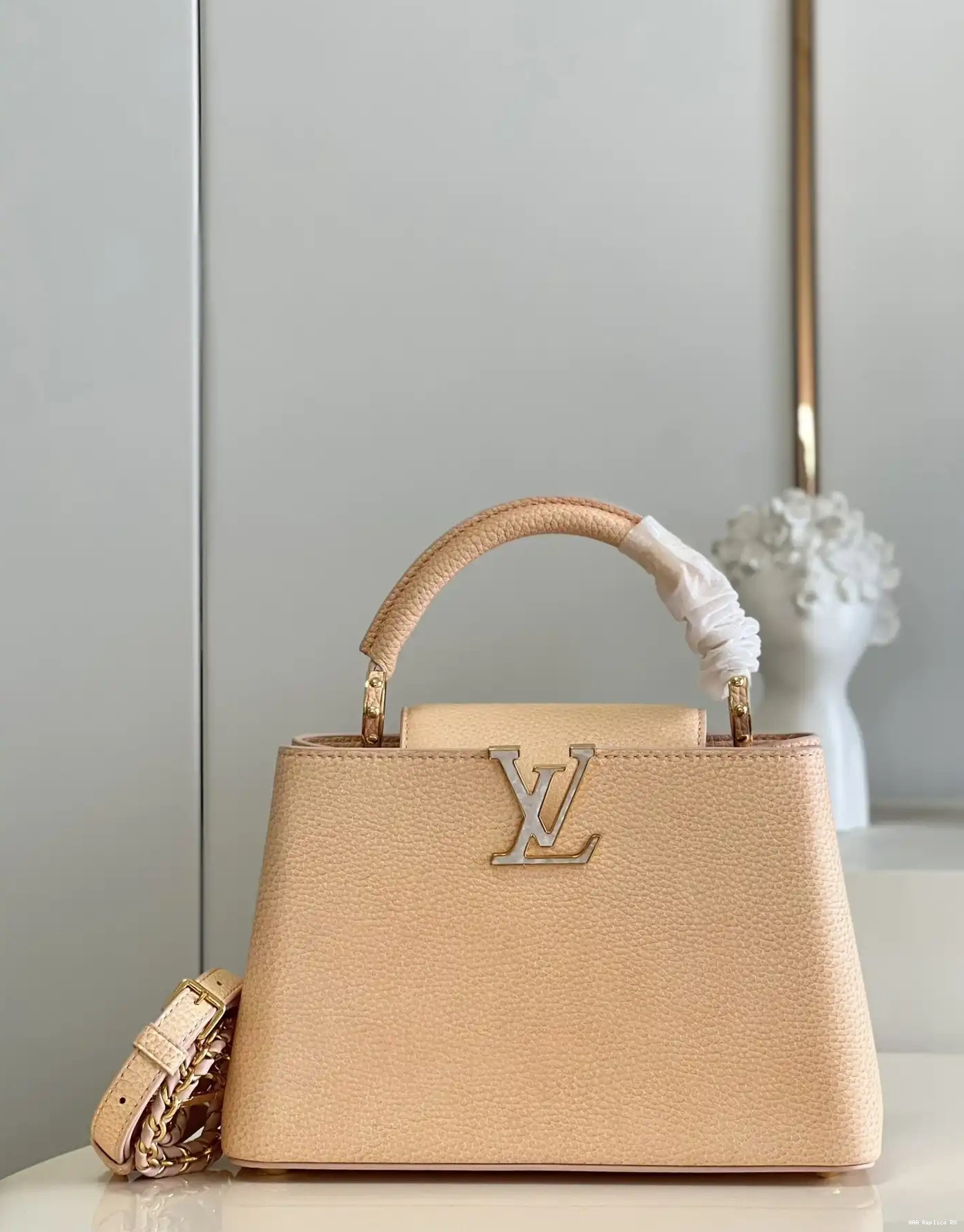 Aaa replica ru VUITTON LOUIS CAPUCINES BB 0707